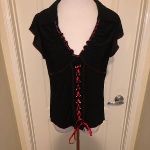 👇🏻$Reduced to lowest price.Retro blouse with red trimming and red tie up lace